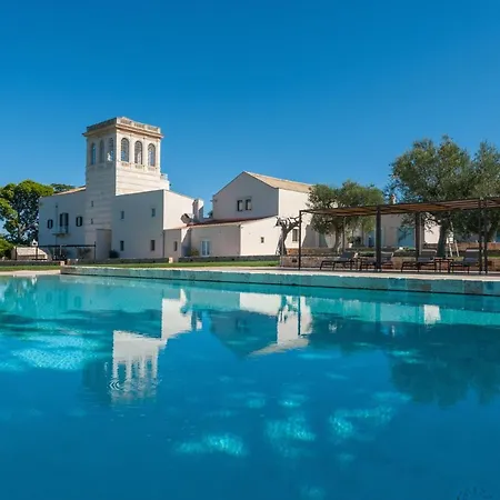 Torre Bianca By Emily Resort