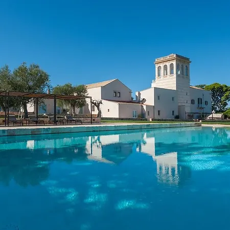 Torre Bianca By Emily Resort